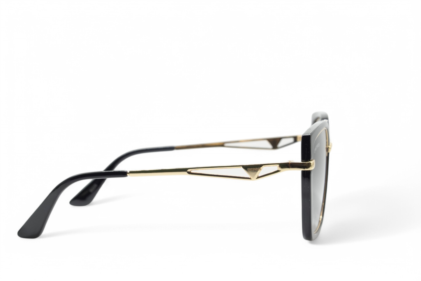 ENCENDER Women Sunglass 8225